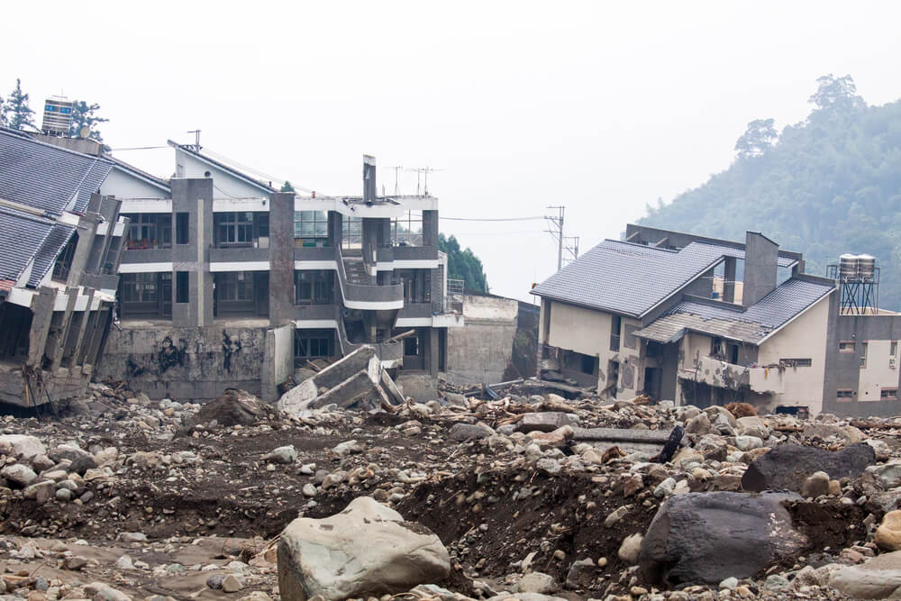 renters insurance natural disaster coverage with earthquake in California.