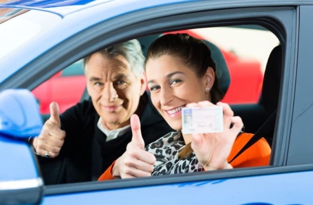 Undocumented Immigrants Granted Connecticut Driver�s License Undocumented Immigrants Granted Connecticut Driver�s License